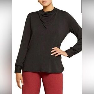 NWT Amour Very Leone Dream Knit Top Black